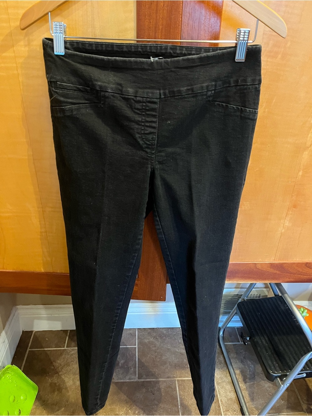 Van Heusen Black Skinny Pull-On Pants